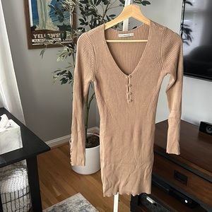 Abercrombie brown ribbed sweater dress. Size Small. GUC